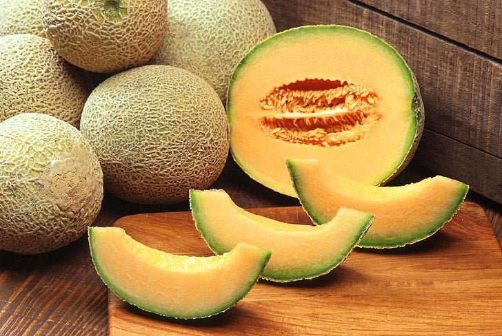 Can Dogs Eat Rockmelon? Preparation Guide And Risks - Hero Pet Health